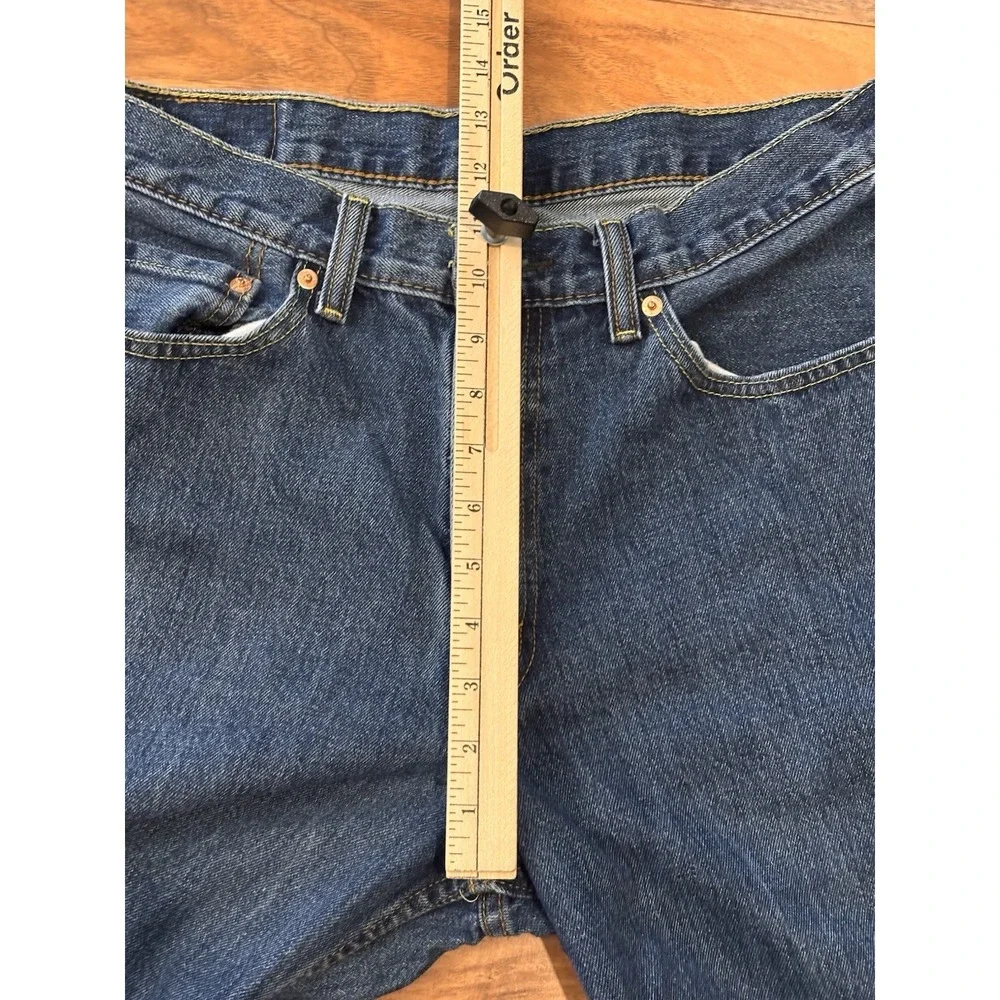 Levi's 550 Mens 32x34 (actual) 34x36 (tag) Relaxed Fit Straight‎ Leg Blue Denim